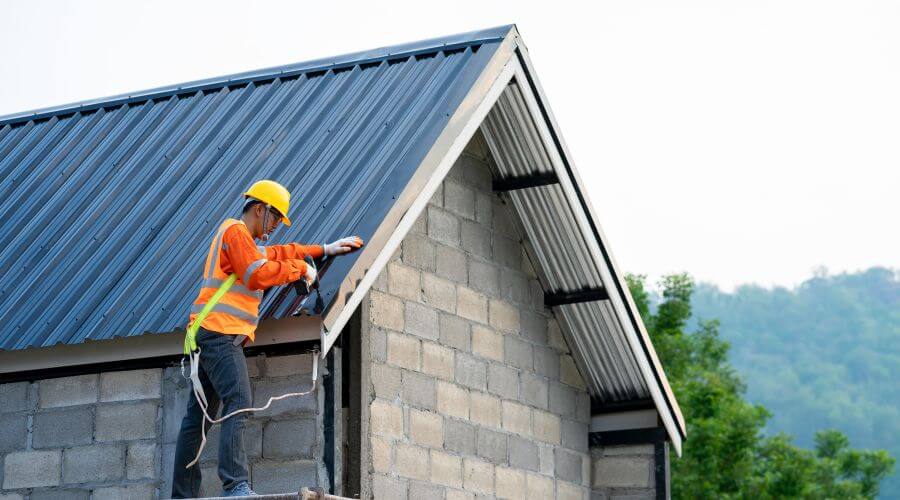 Expert Emergency Roof Repairs services in Hastings, MN